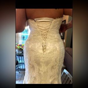 New wedding dress never worn